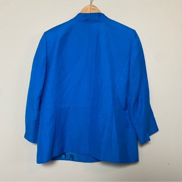 ✨ Tahari Arthur S. Levine Women's Size 12 Linen Clasp Close Blazer Blue Office - Picture 3 of 9